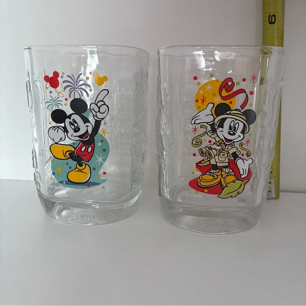 Set of 2 Vintage Disney Millenium 2000 Walt Disney World Commemorative Glasses